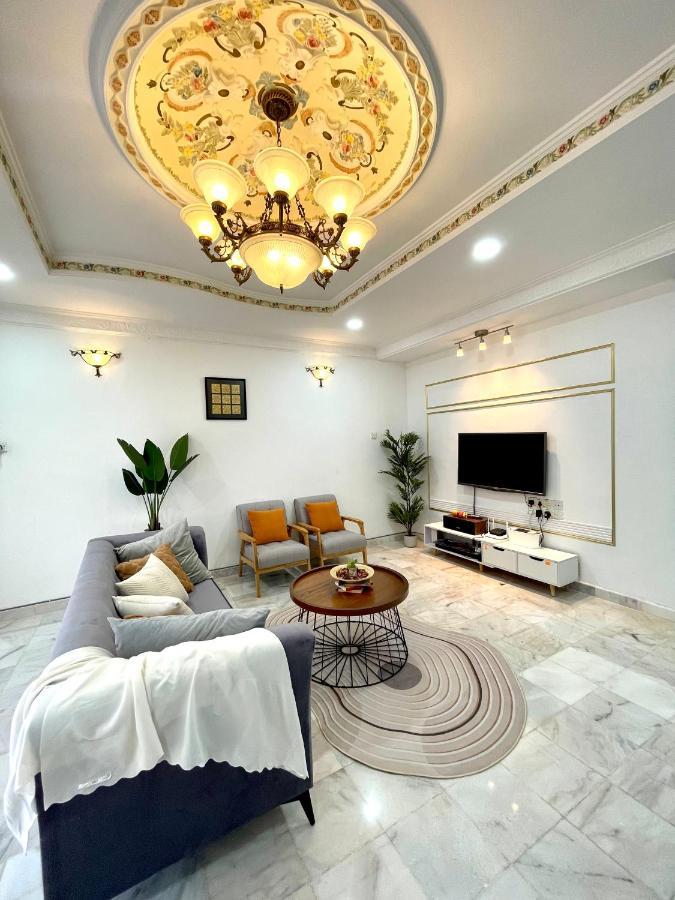 Qv Residence Langkawi - Jacuzzi, Bbq, & Steamboat Kuah Exterior photo